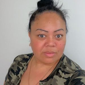 Meet your Posher, Joan